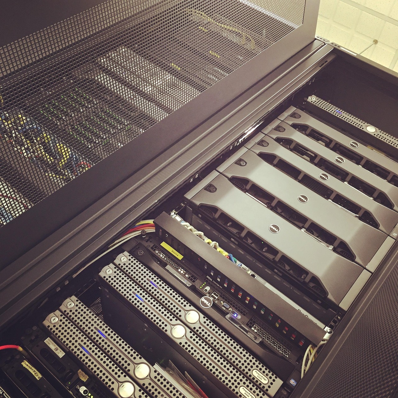 About 2 Serverfarm Systemadministrator